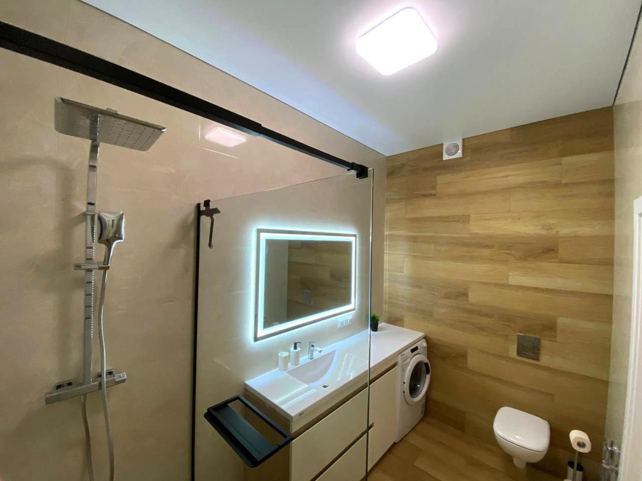 Arcadia Spacious Apartments Одесса Экстерьер фото